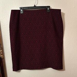 Jones Studio Skirt size XL Black and Burgandy